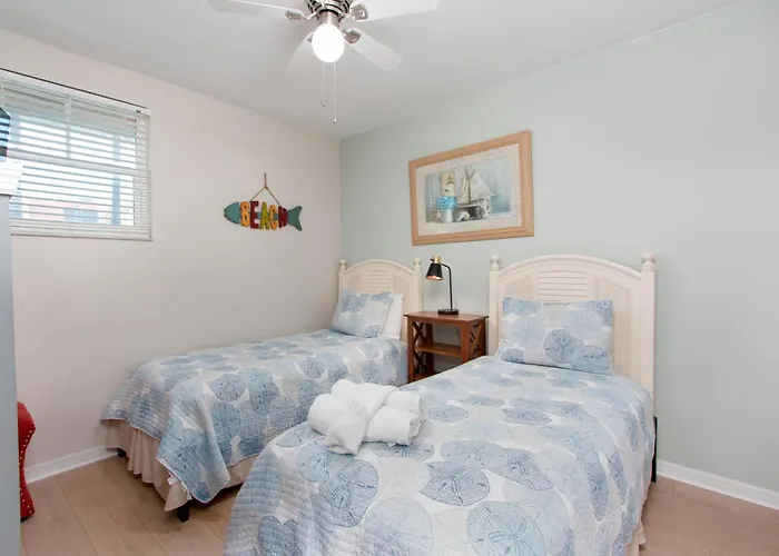 Resort Clearwater #106 *